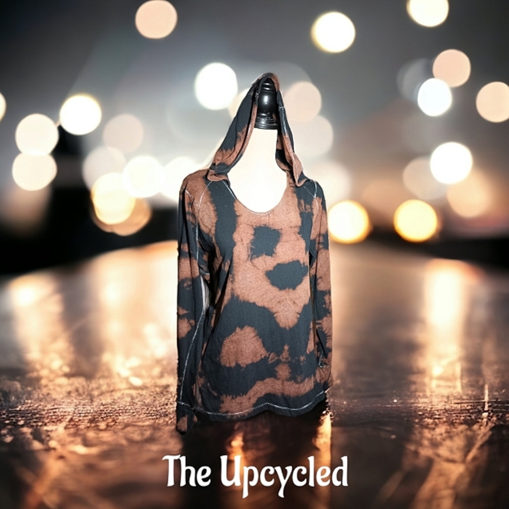 The Upcycled Long Sleeve Performance Lightweight Hoodie